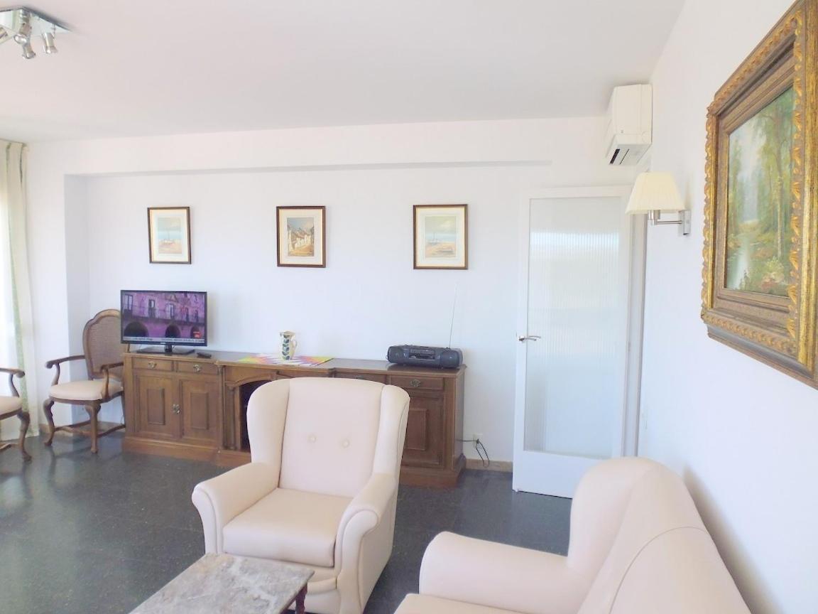 Apartamento Zeus Alexis Frontal Salou Habitación foto